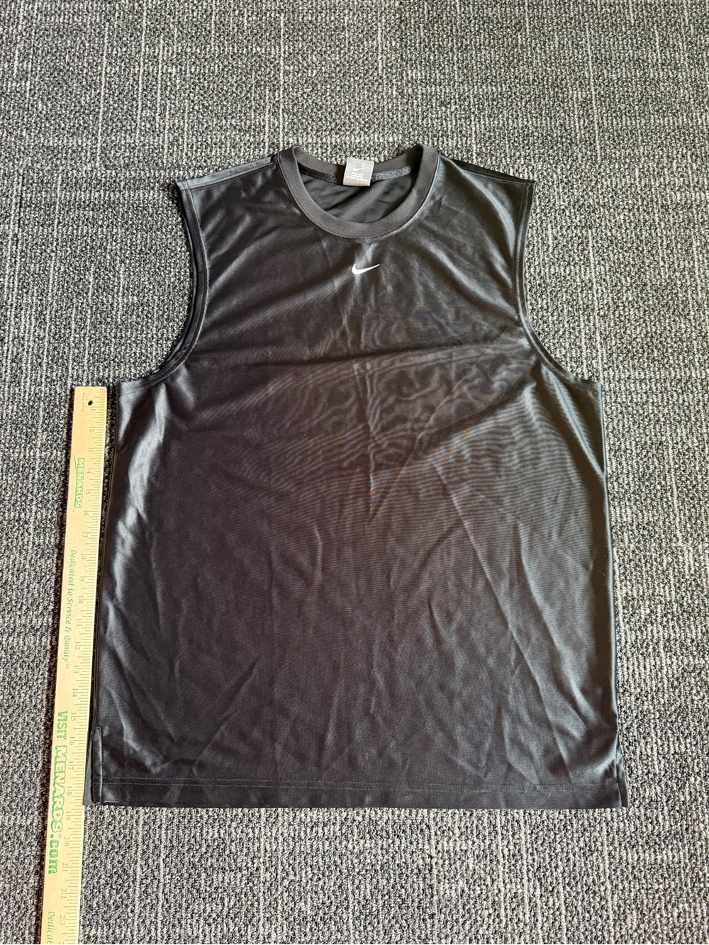 Vintage Nike Mini Center Swoosh Sleeveless Basketball T Shirt Size L Black